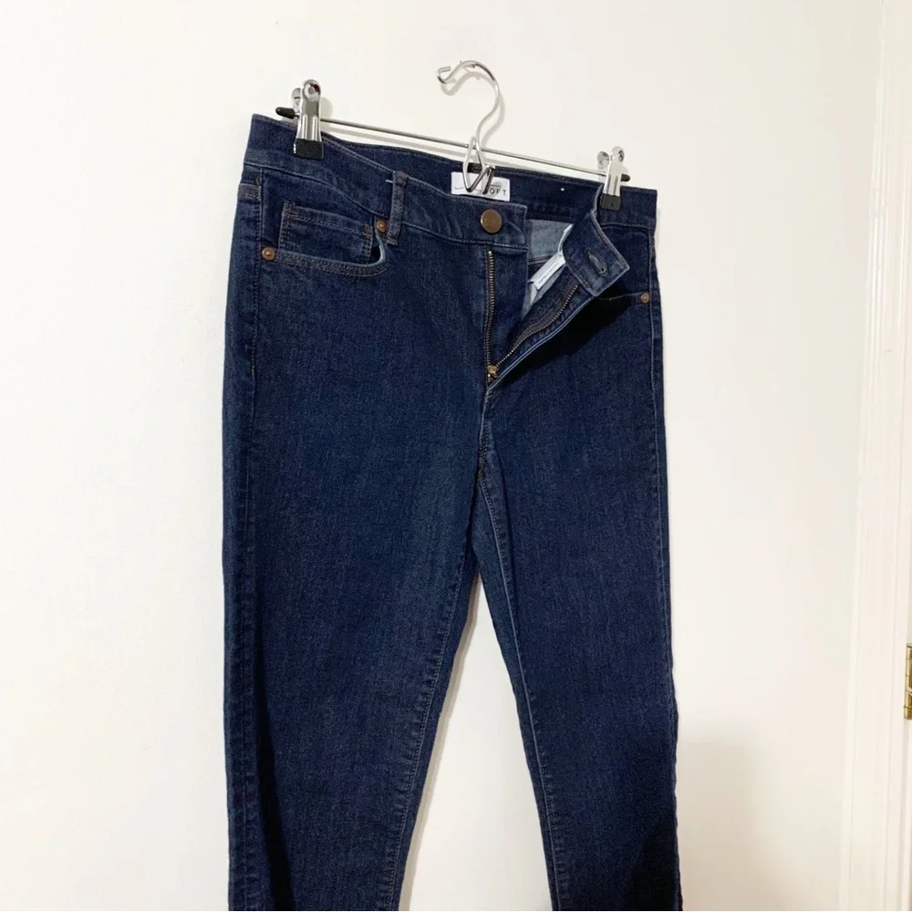 Ann Taylor LOFT Modern Straight Dark Wash Denim Jeans Five Pocket Styling 28/6